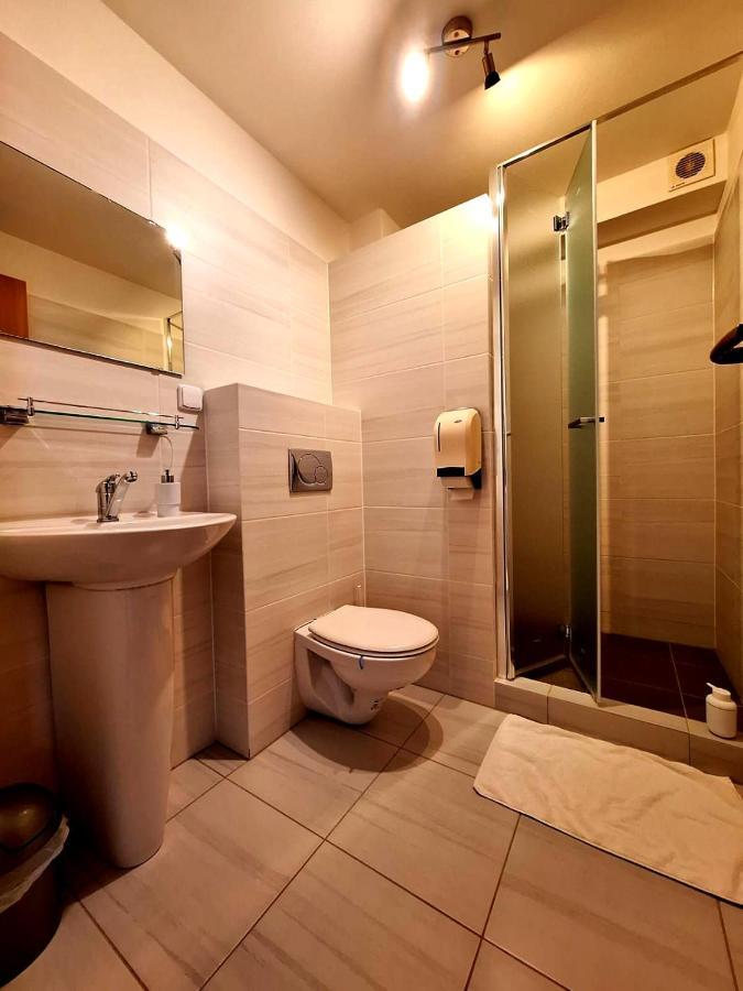 Vila Fenix B&B Ruzomberok Luaran gambar