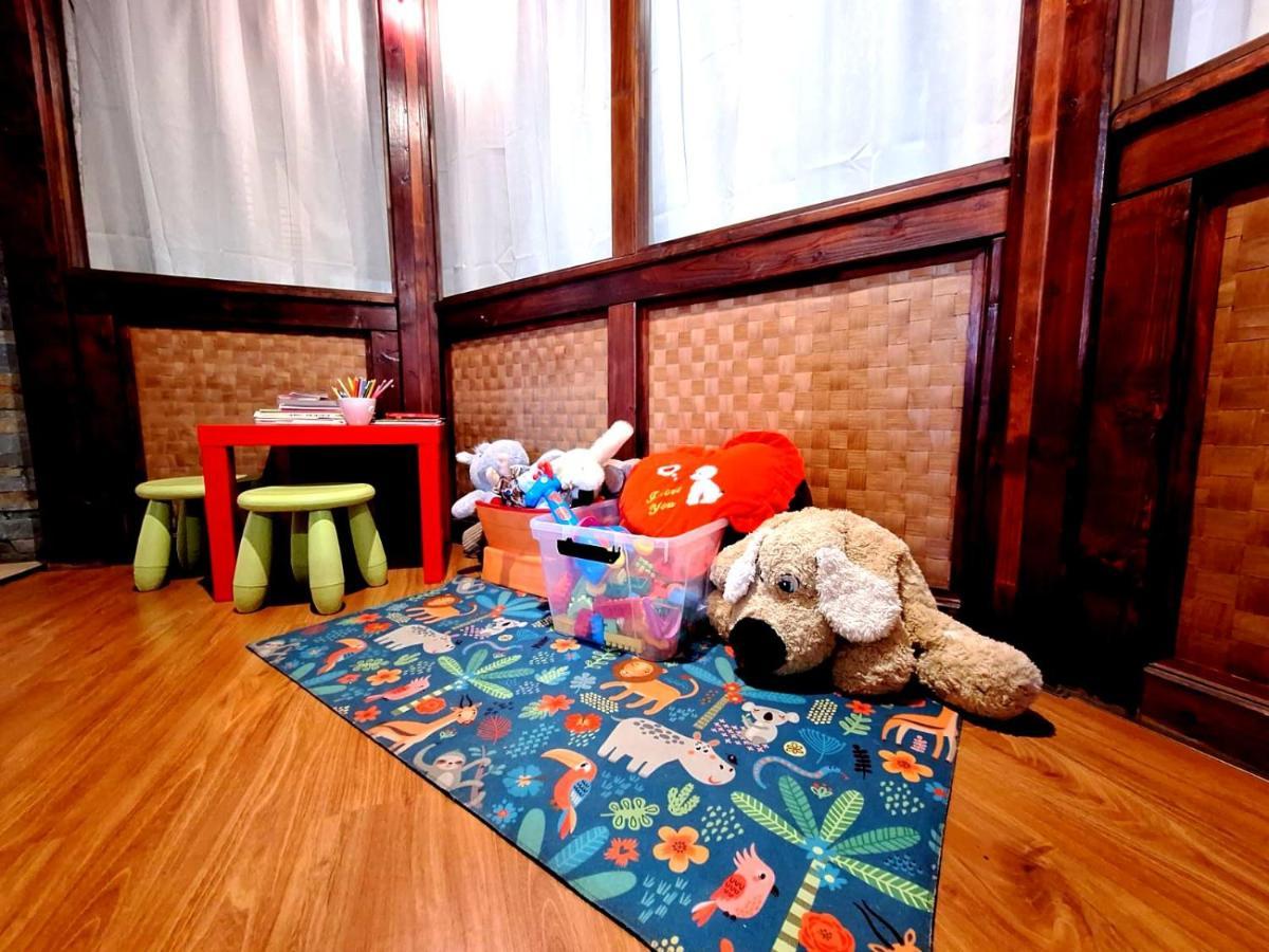 Vila Fenix B&B Ruzomberok Luaran gambar