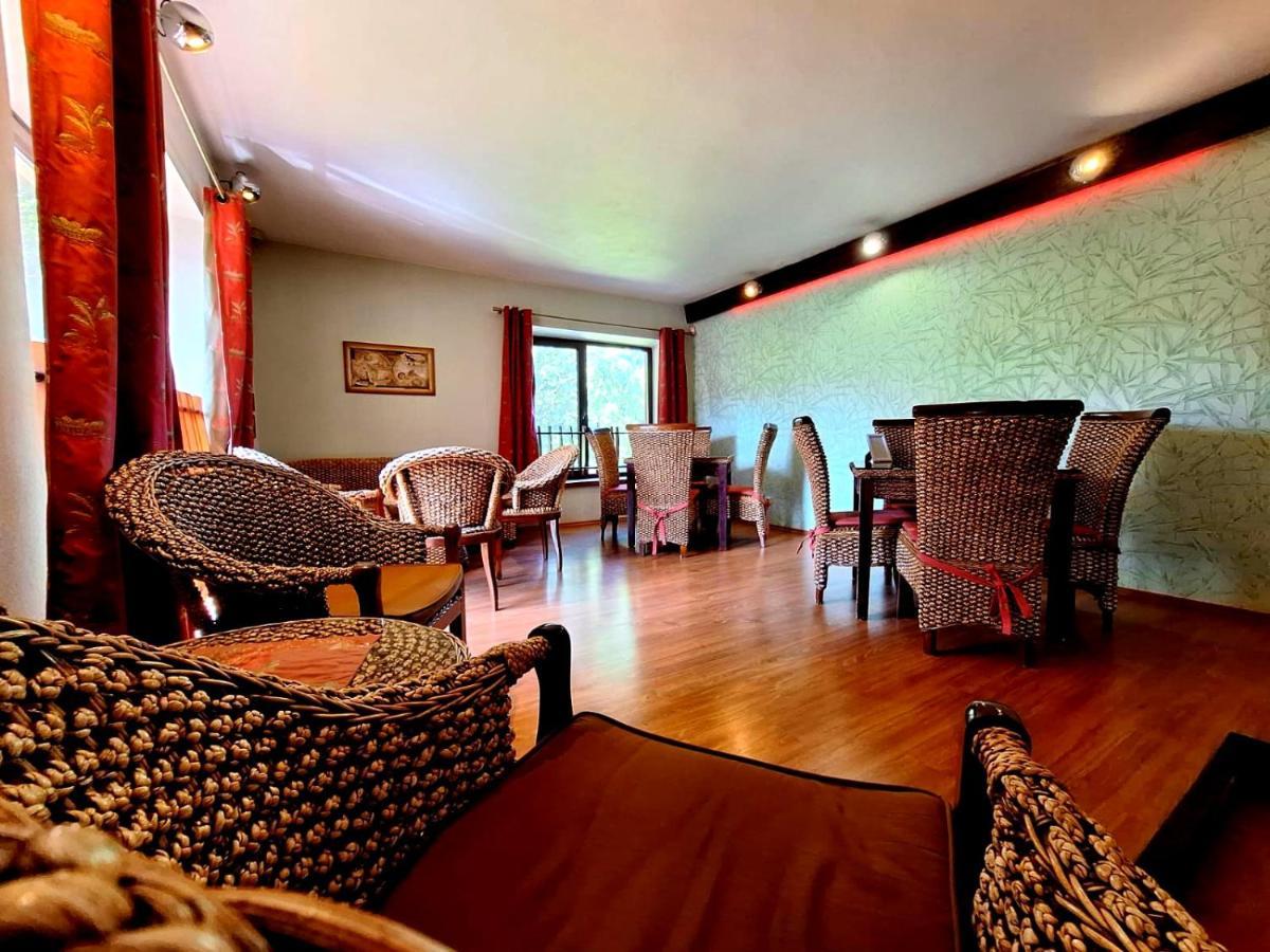 Vila Fenix B&B Ruzomberok Luaran gambar